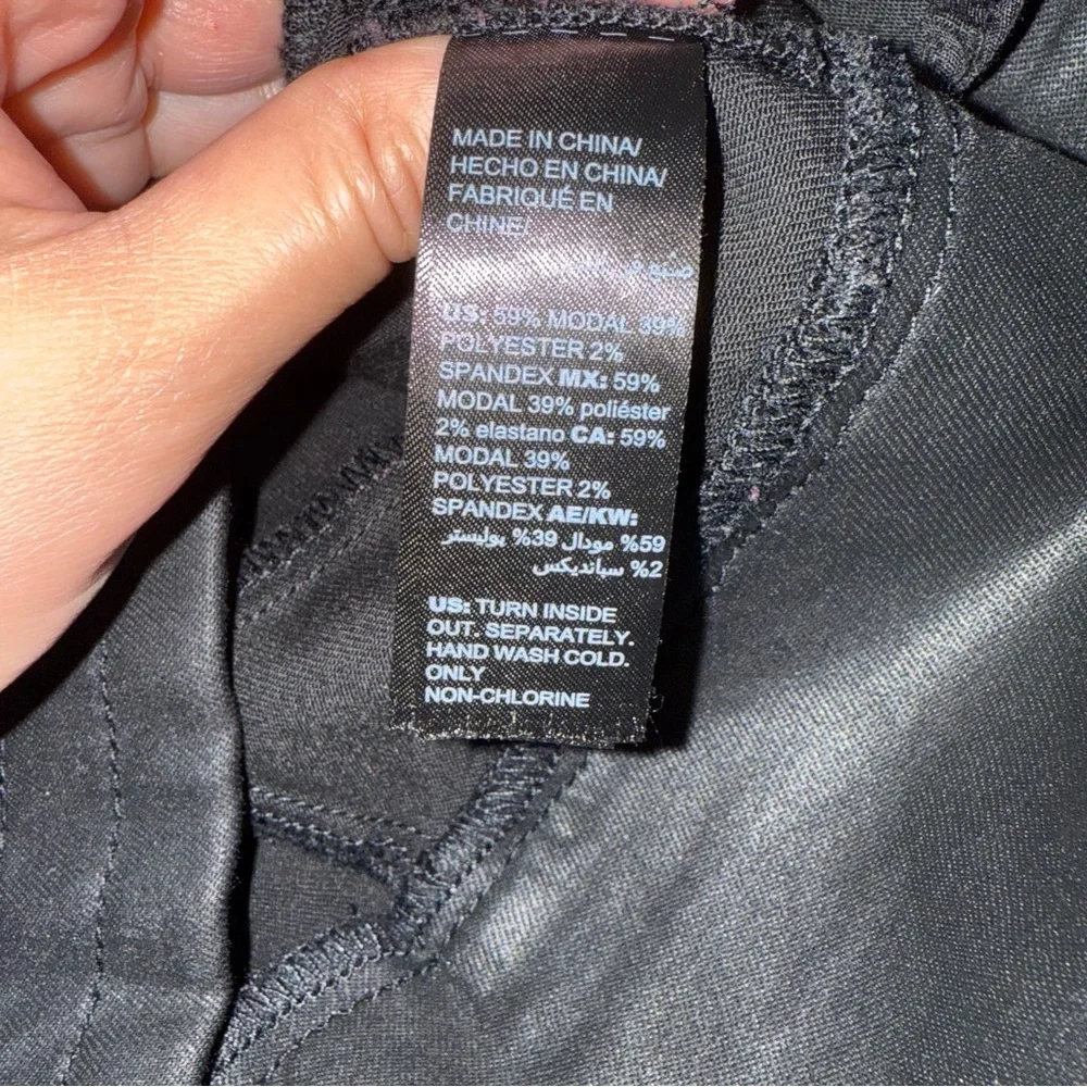 White House Black Market WHBM Black Coated Denim Moto Jacket Size 0